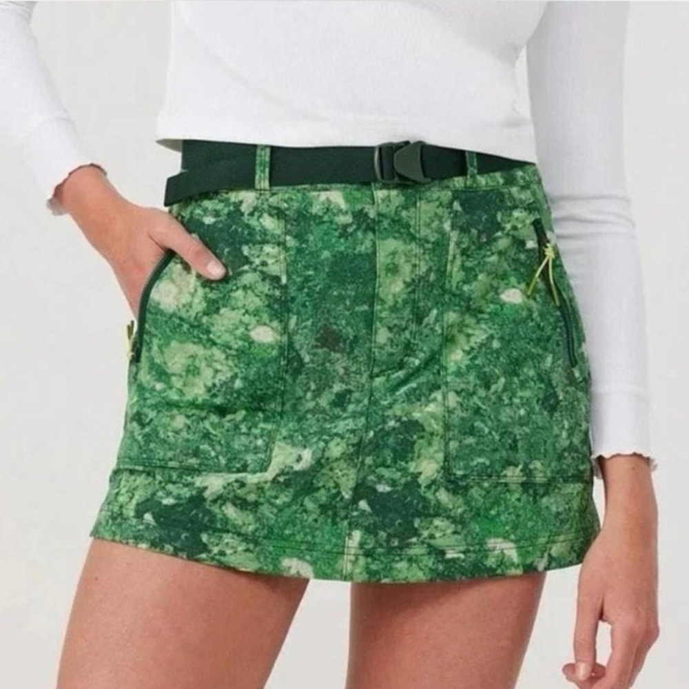 Outdoor Voices RecTrek‎ Skirt Green
Smoke Marble Athletic M Belted Stretch